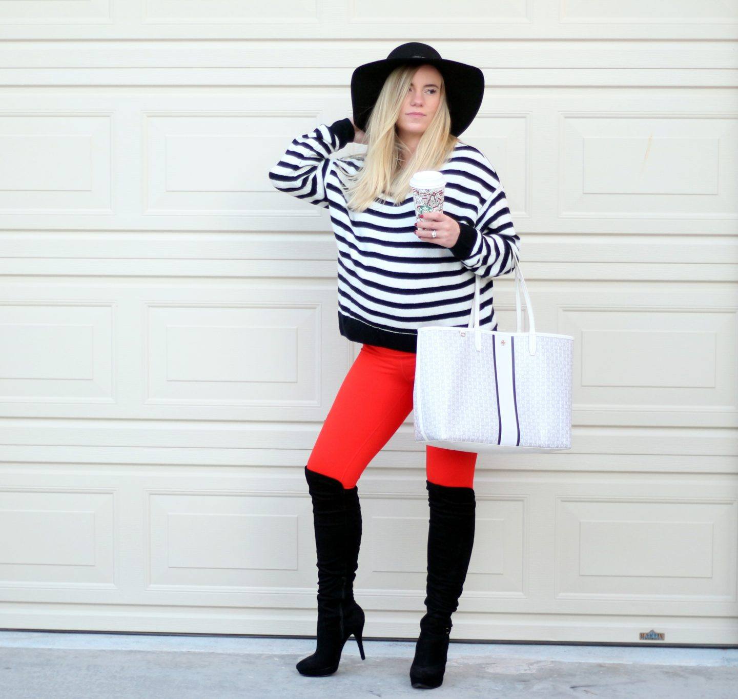 Holiday Outfit: Bright Red Leggings 